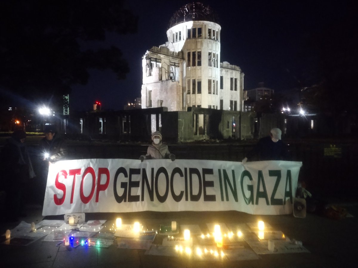 riot_2020's tweet image. 【大拡散希望】Free coffee action
クリスマスイブ24日、15:00から広島市の並木通り入り口のSTARBUCKSの側でコーヒーを配りながら、虐殺止めろと市民に呼びかけます。なぜスタバの側で虐殺止めろと呼びかけるかの主張も行ないます。呼び掛けた人たち凄い。クリスマスを楽しむ気分じゃない。その通り。