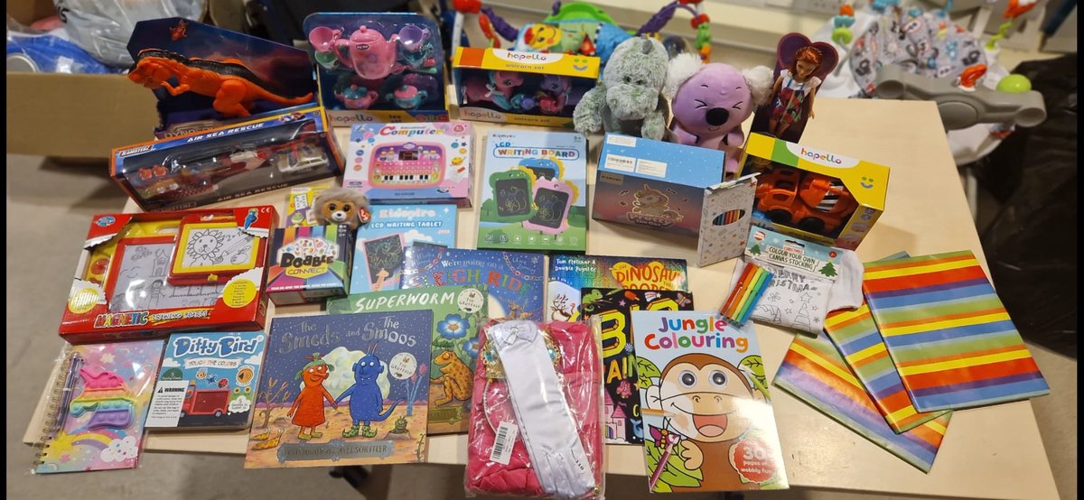 A massive thank you to <a href="/asda/">Asda</a> Swinton and their very generous customers for the Christmas gifts for our long term patients 🎄☃️🎁. <a href="/MFTnhs/">MFT NHS</a> <a href="/RMCHosp/">RMCHosp</a> @RMCHcharity