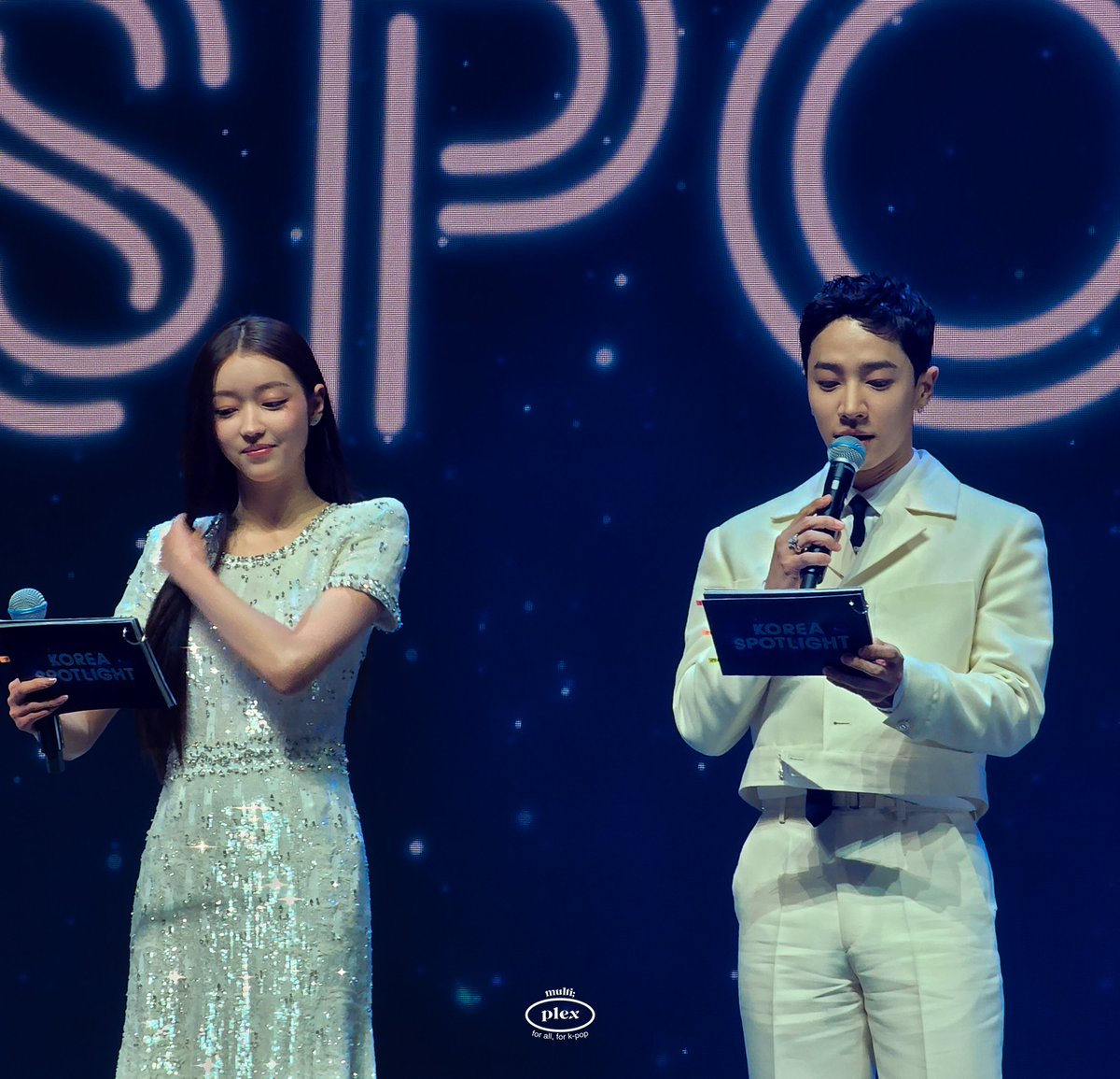 multi_plex_'s tweet image. 231110 Korea Spotlight in Dubai - MC YooA and MC Doojoon

🚫 don't crop the logo 
🚫 no re-edit

tumblr.com/multi-plex/737…