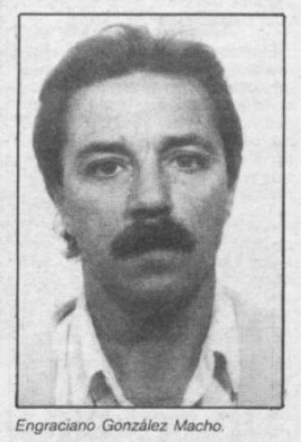 Un día como hoy de 1988 #ETA asesinó en #Zarauz (#Guipúzcoa) al hostelero ENGRACIANO GONZÁLEZ MACHO.

Un terrorista entró en el pub Antxi, el cual regentaba, pidió una consumición y minutos después le disparó dos tiros en la cabeza que provocaron su muerte en el acto.

#MEMORIA