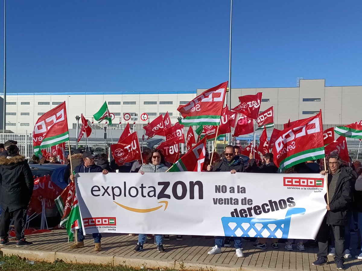 📢 Continúa la huelga indefinida de <a href="/CcooSvq1/">CCOO Amazon SVQ1</a>  en Amazon

⭕ No vamos a permitir la pérdida de poder adquisitivo de la plantilla

⭕ CCOO Seguirá defendiendo a los trabajadores y trabajadoras #Noalaventadederechos
