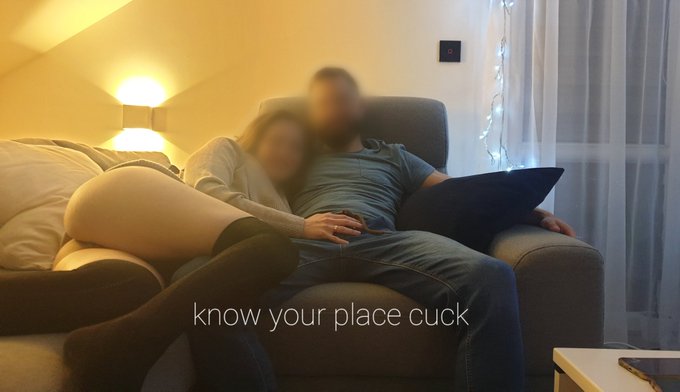 Me and "B" in "our house" 😌while hubby learns who is the new "master of the house" 😏😈. Now there is no