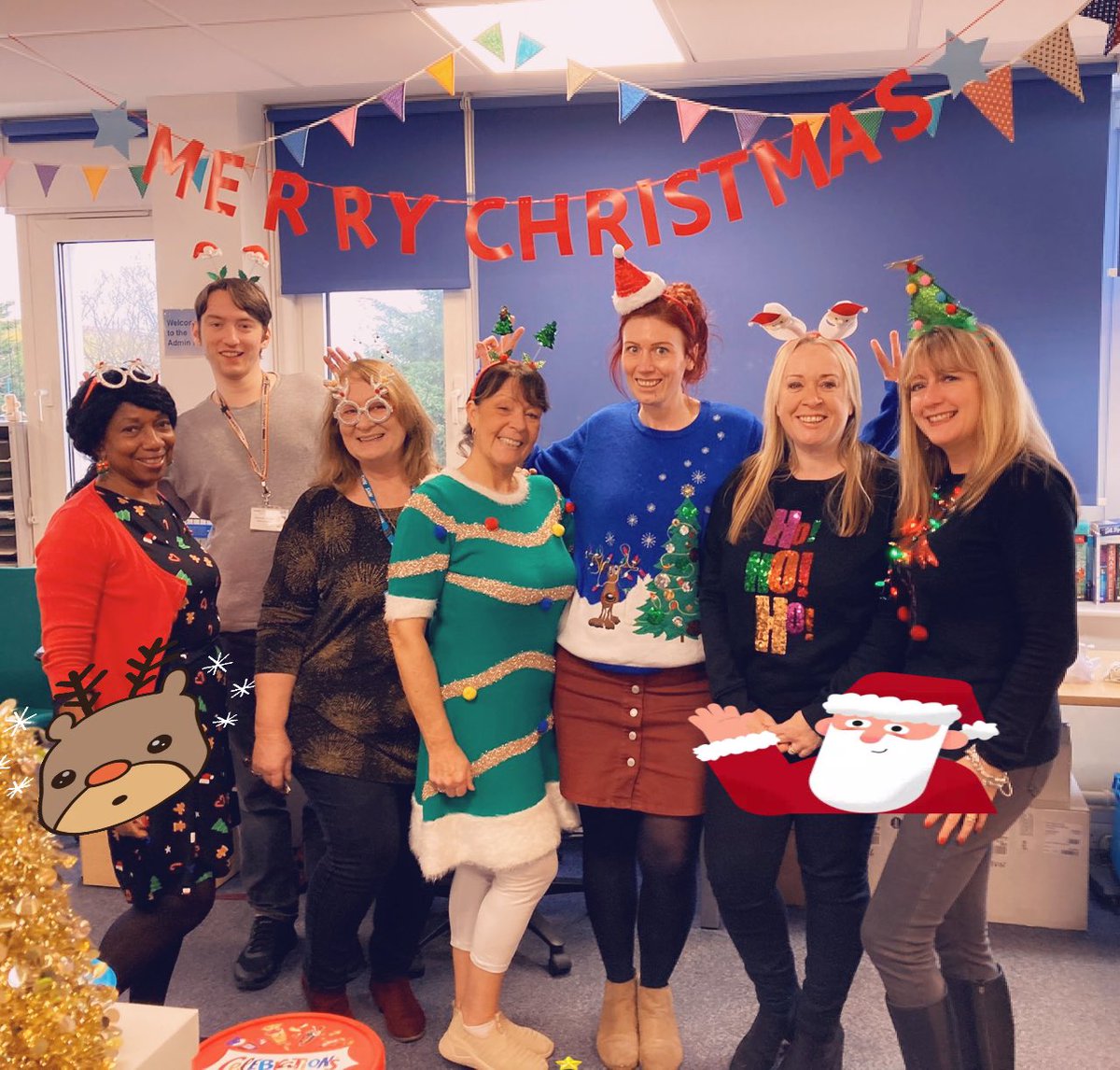The Admin Hub at Southfield House are feeling festive ! 🎄⛄️@ScftStaff @nhs_scft