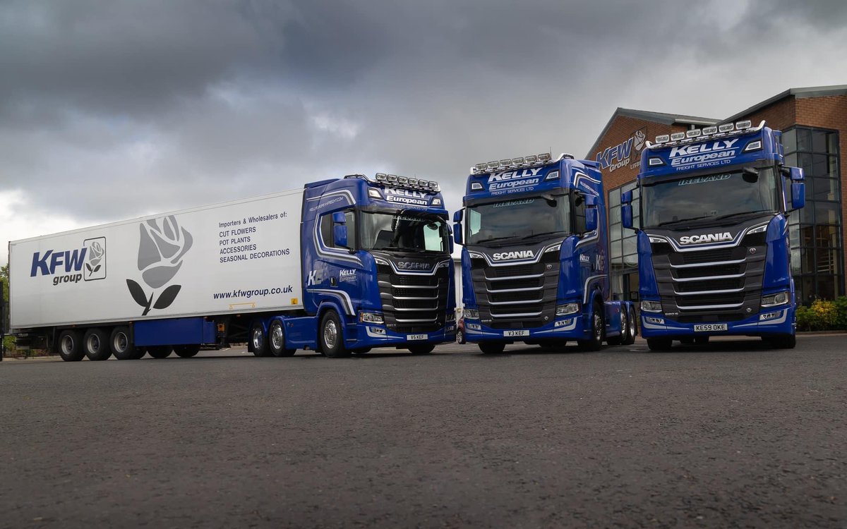 L Kelly European have taken delivery of 3 x Scania 590 S A 6x2/2 NB. Pictured at handover from our Sales Executive Vincent Taggart (L-R) are Patrick, Eamonn and Adrian Kelly, thank you to the Kelly family for their continued support and business. #scania #v8 #roadtrucksltd