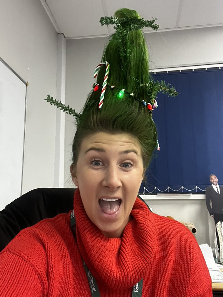 Mrs Lawrence tweet media