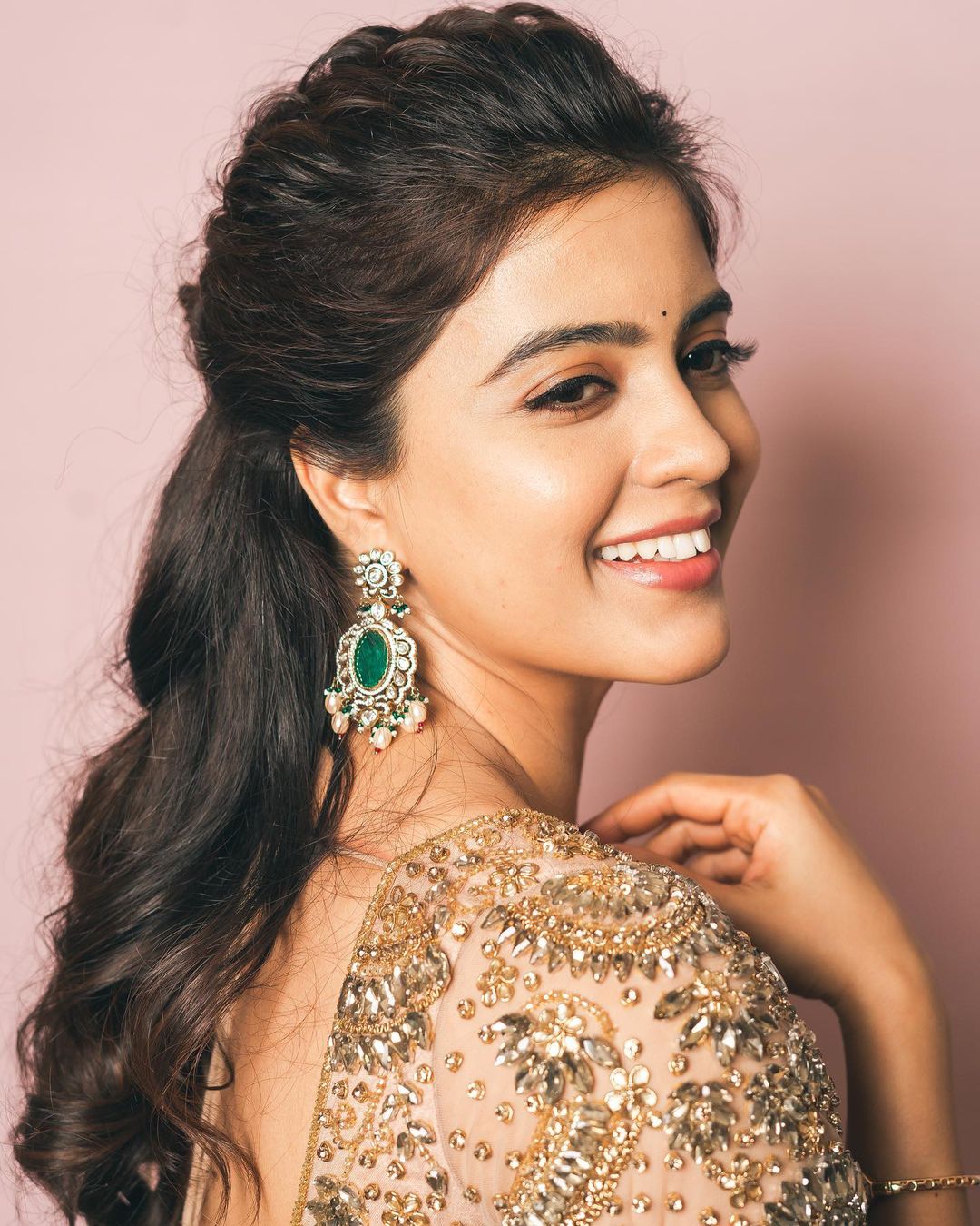 GB8fUBEWwAADKPQ?format=jpg&name=large