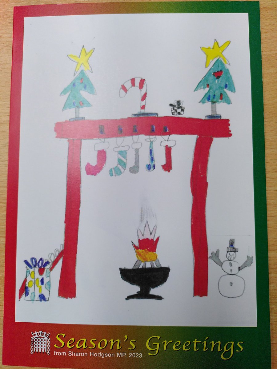 PressBench's tweet photo. And it's always a festive highlight to see the great designs by local schoolchildren on cards from @SharonHodgsonMP - thanks, it's much appreciated 🎅 https://t.co/LhqyQkTVcC