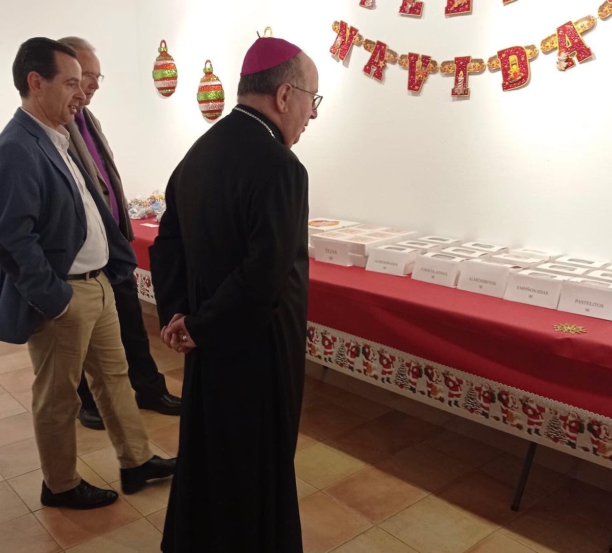 Junta de Cofradías de Cuenca (@jdc_cuenca) on Twitter photo Este jueves tuvo lugar en el <a href="/msscuenca/">msscuenca.org</a> la bendición e inauguración de la X #RutadelosBelenesCuenca. Asistió la Comisión Ejecutiva, representantes de las nueve hermandades participantes y el obispo de la Diócesis <a href="/ObispoYanguas/">José María Yanguas</a>, quien bendijo la Ruta.
#Navidad2023 #Adviento Este jueves tuvo lugar en el <a href="/msscuenca/">msscuenca.org</a> la bendición e inauguración de la X #RutadelosBelenesCuenca. Asistió la Comisión Ejecutiva, representantes de las nueve hermandades participantes y el obispo de la Diócesis <a href="/ObispoYanguas/">José María Yanguas</a>, quien bendijo la Ruta.
#Navidad2023 #Adviento