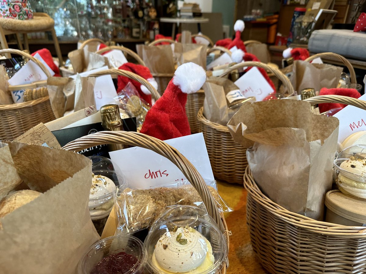 the BD team would like to wish all our clients + collaborators a very Merry Christmas &amp; Happy New Year.  #BD #christmasparty at the ⭐️ 33 in Ledbury amazing hosts + brilliant hamper gatherers!  We’re off now until the 2nd January so we wish you all a joyous festive break!!🎄