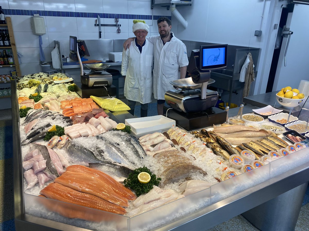 The Easy Fish Co. tweet media