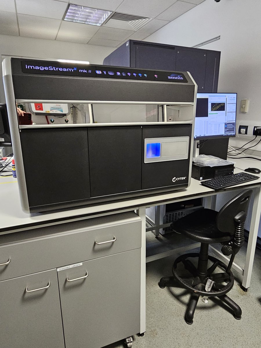 Sarah Bennett (@sarahbennettuow) on Twitter photo Installation day! Really proud of my achievements this year as PI on a successful BBSRC ALERT bid for an imaging flow cytometer, installed in our new Bio-Analytical Shared Resource Laboratories. All thanks to support from <a href="/TechsCommit/">Technician Commitment</a> <a href="/WarwickLifeSci/">Life Sciences</a> <a href="/IanHancoxUoW/">Ian Hancox</a> <a href="/SteveServin7/">Steven Servín</a> Installation day! Really proud of my achievements this year as PI on a successful BBSRC ALERT bid for an imaging flow cytometer, installed in our new Bio-Analytical Shared Resource Laboratories. All thanks to support from <a href="/TechsCommit/">Technician Commitment</a> <a href="/WarwickLifeSci/">Life Sciences</a> <a href="/IanHancoxUoW/">Ian Hancox</a> <a href="/SteveServin7/">Steven Servín</a>