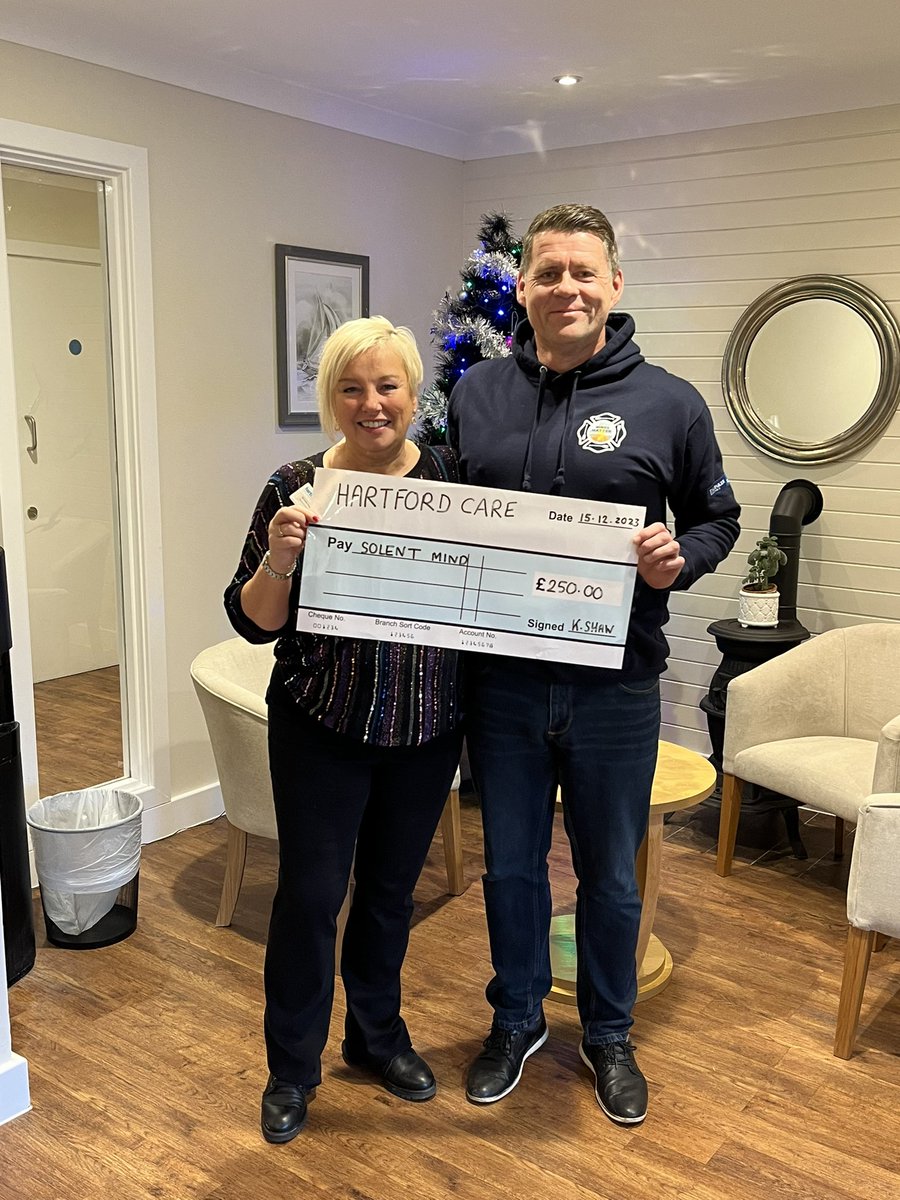 A big thank you to Harcourt Care Home, following our Atlantic rowing talk to the residents they have donated £250 to <a href="/SolentMind/">Solent Mind</a> <a href="/craigsadler3/">Craig Sadler</a> 

That money will make a massive difference, especially this time of year! Thanks for having us. 🚣🏼🎄