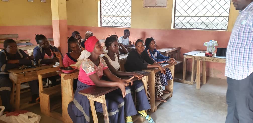 Projet d’insertion socioprofessionnelle des jeunes filles et femmes sur le long du corridor (Forécariah/Faranah/Kissidougou/N’zérékoré/Beyla) sur financement de Rio-Tonto. Réussir sa démarche d’accès au financement. #fondationjamila#@HannKeita