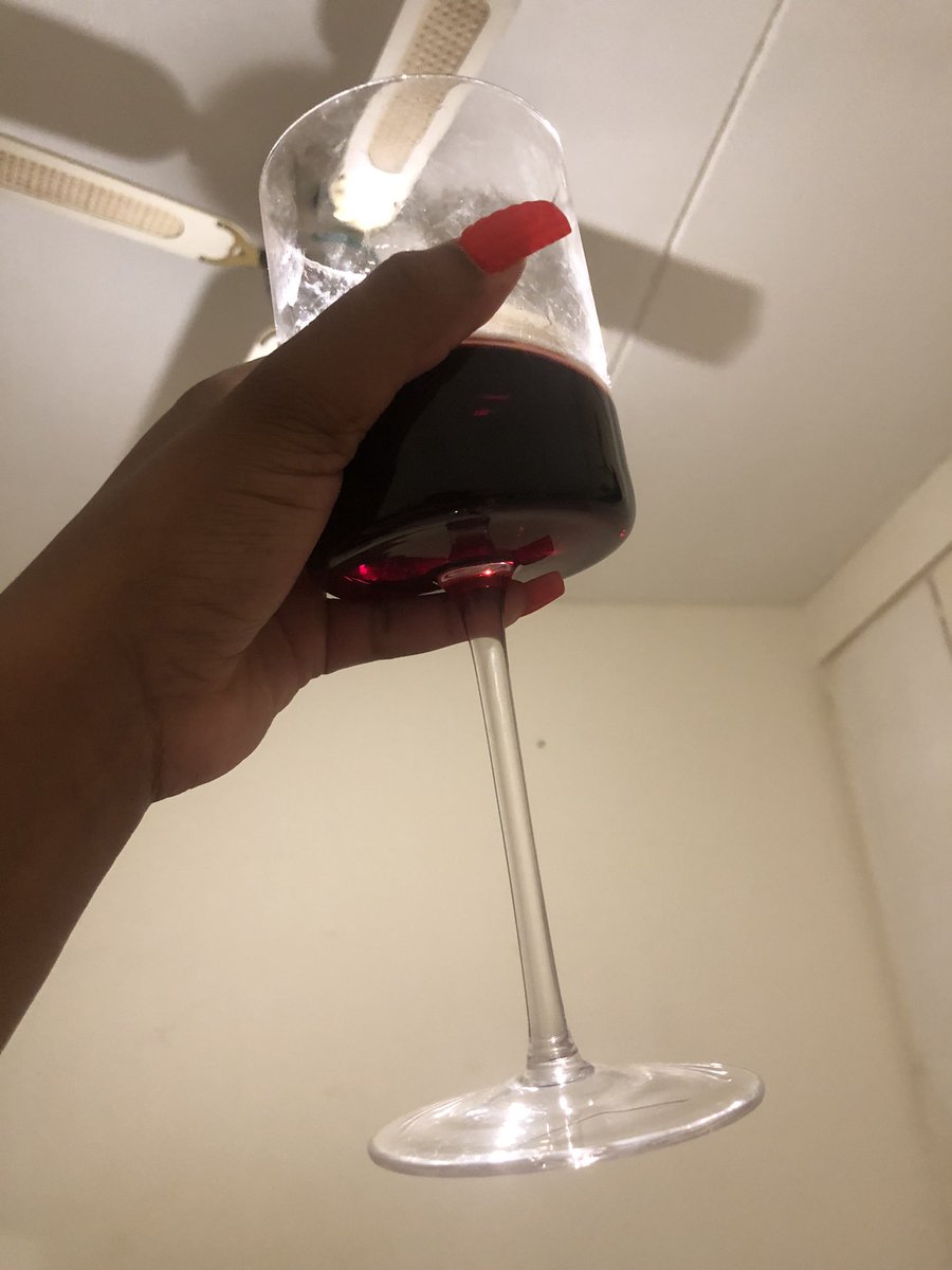 Neilwejoy's tweet photo. To us who have no families to spend Christmas with 🥹 https://t.co/XjIwppZz5L