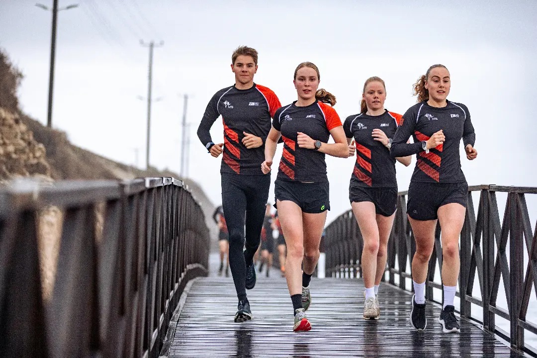 𝗦𝘁𝗮𝗽𝘀𝗴𝗲𝘄𝗶𝗷𝘀 𝗻𝗮𝗮𝗿 𝗲𝗲𝗻 𝘀𝘁𝗲𝘃𝗶𝗴 𝗳𝘂𝗻𝗱𝗮𝗺𝗲𝗻𝘁 – 𝗝𝗮𝗮𝗿𝗽𝗹𝗮𝗻 𝟮𝟬𝟮𝟰 𝗼𝗻𝗹𝗶𝗻𝗲

triathlonbond.nl/wp-content/upl…