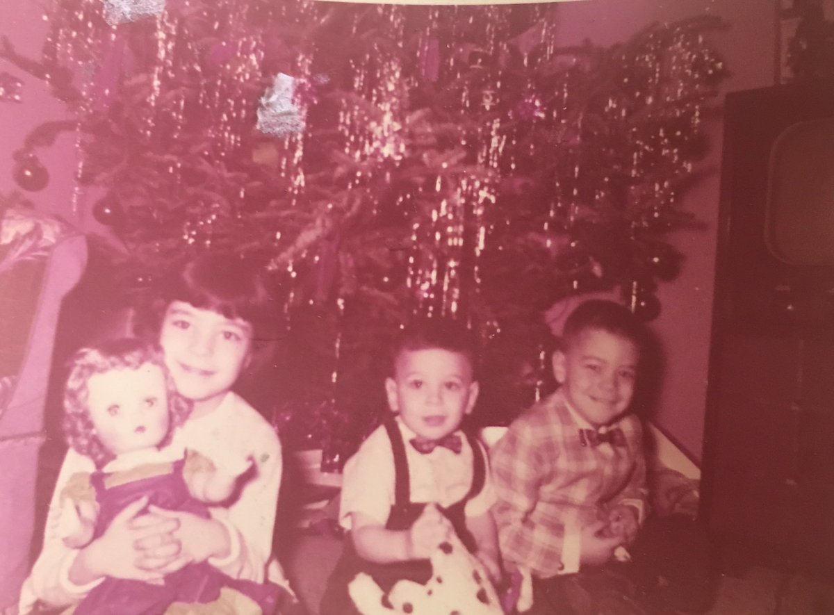 #JP w/#SisterCarol and #BrotherRich under the tree in #BloomfieldNJ #MerryChristmas #TinselDays 🎄