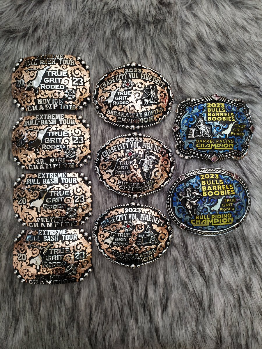 Some of Copper and Titanium buckle by Punchy 👍👍
#punchy #punchybuckles #buckles #bucklesforawards #customized #rodeo #westernlife #championshows #cowboy #cowgirl