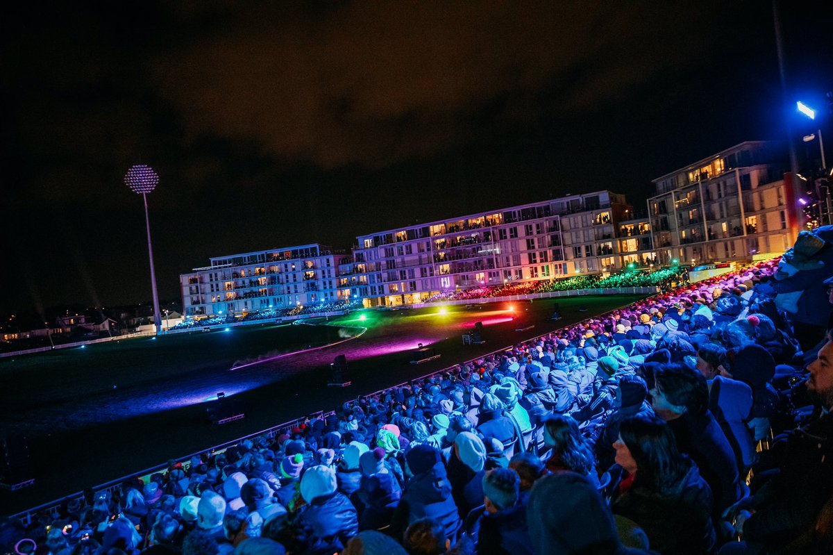 Gloscricket's tweet image. Over 20,000 of you came through the gates of the Seat Unique Stadium for Evolution this week! 🎆

Thanks to @CelestialDrones &amp;amp; @say_yuup for an incredible six shows, and of course to all that attended. We hope you had a magical time ✨

What a sensational way to end the year! 🙌