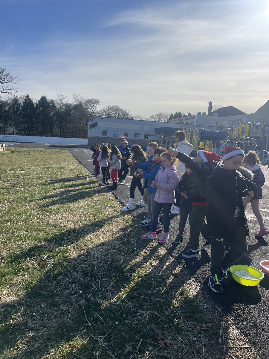 MrsBauerOP's tweet image. Marshmallow Launchers @OPSchoolsNJ @LomazzoMichele