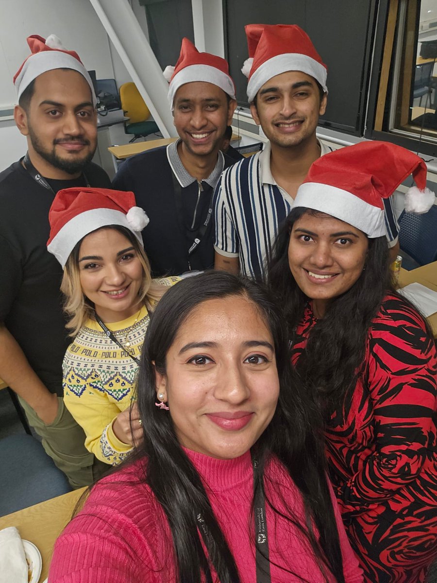 SBL_UEL's tweet photo. Throwback to an unforgettable night of joy and merriment at the MBA Staff Christmas Party! 🎉✨ 

Organised by our incredible MBA Academic and Admin Team, the celebration was filled with laughter, heartwarming moments, and amazing memories! 🎄🥳

#StudyMBA #MBAFamily https://t.co/0xKe2uoac6
