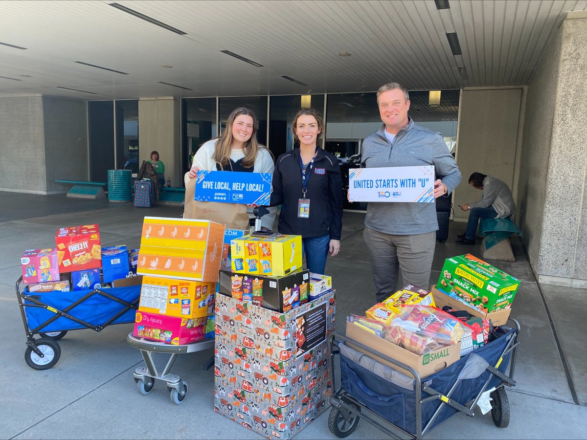 Our RSVP members collect lots of goodies for the USO at the airport!
Several active duty service members will be catching flights during the holidays. These treats go towards young military members staying overnight waiting on traveling.
-
uwwf.org/rsvp
#LiveUnited