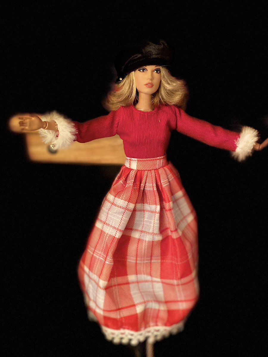 On the 4th day of Stevie Barbie Christmas… ✨