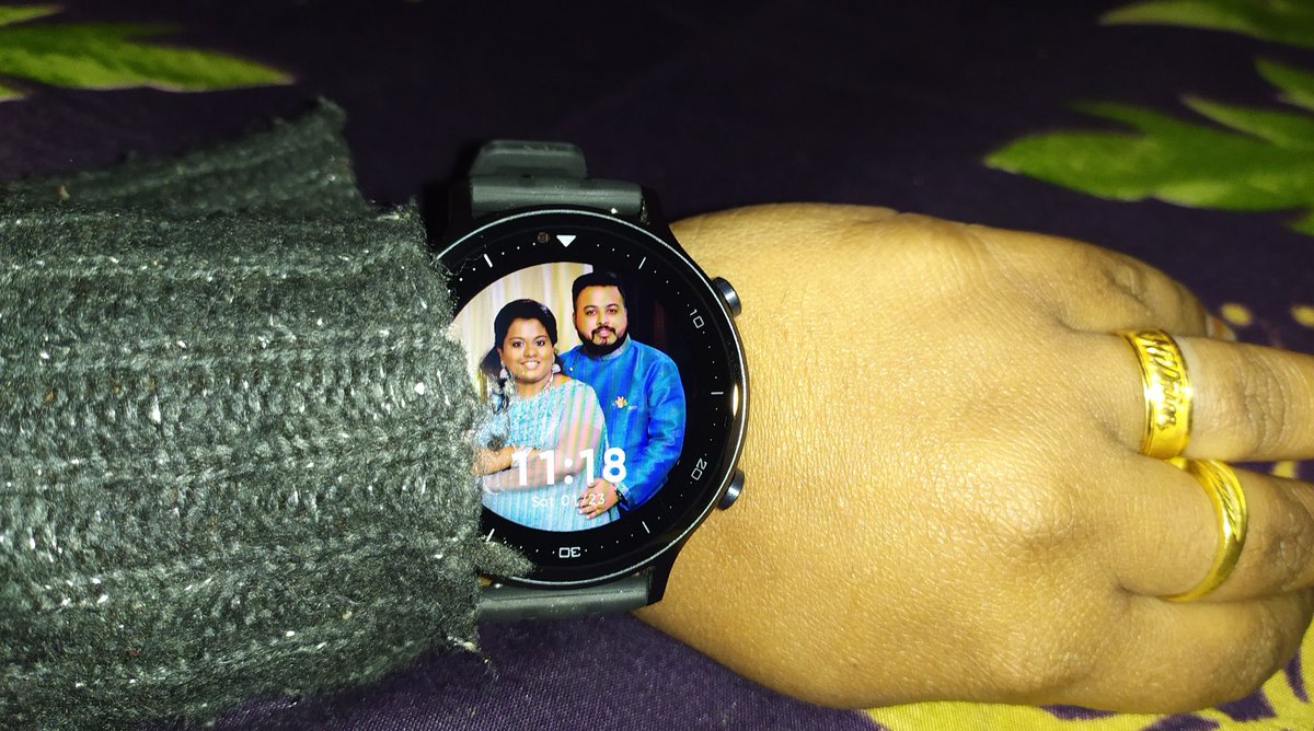 @NokiamobileIN @NokiamobileIN
I bought a smartwatch for my husband on our anniversary but he forgot our anniversary so I kept it to myself 😂
#MeriChristmasContest #NokiaSmartphones 
@a0kash73 
@03Aakansha 
@cp_0007 
@diksha0708 
@merinvarghs
@N17H1N