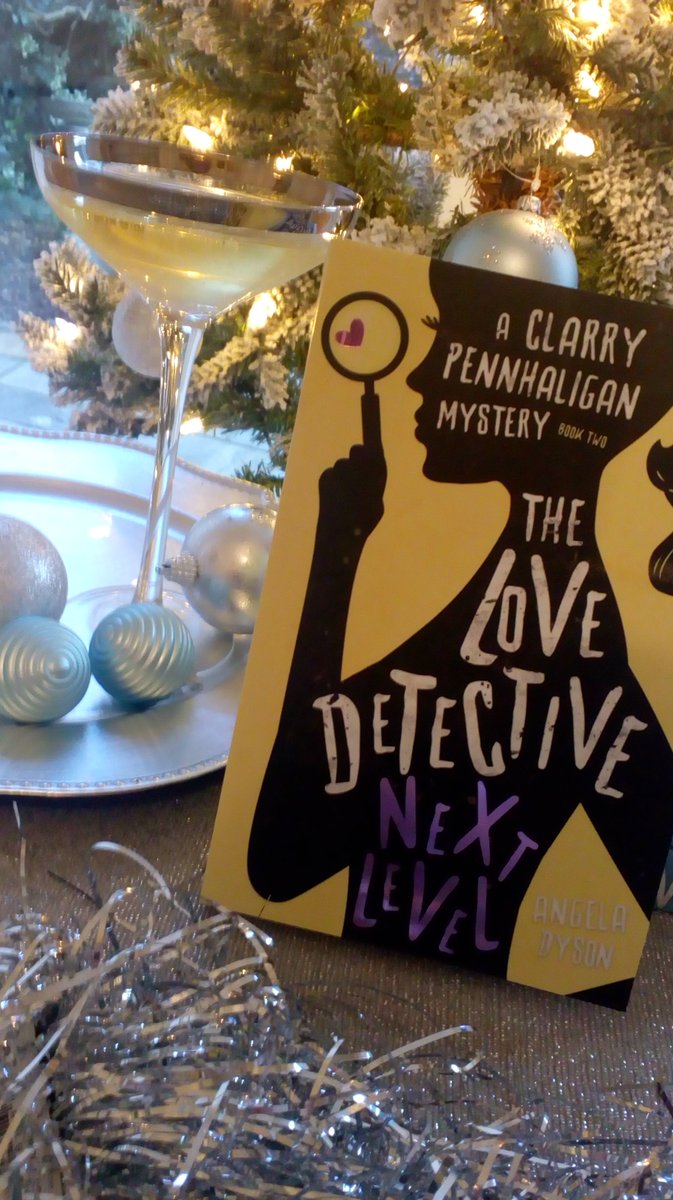 Wishing you all a happy festive break! On Christmas Eve I'll be at The Bookshop, EastGrinstead <a href="/EastBookshop/">The Bookshop East Grinstead</a> signing copies of The Love Detective series - come in and grab a copy! x