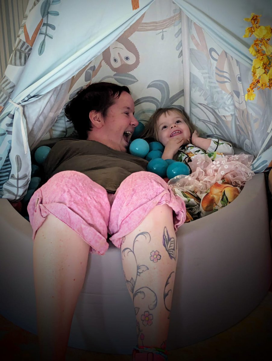 My Christmas is being totally bossed by a toddler 🤣