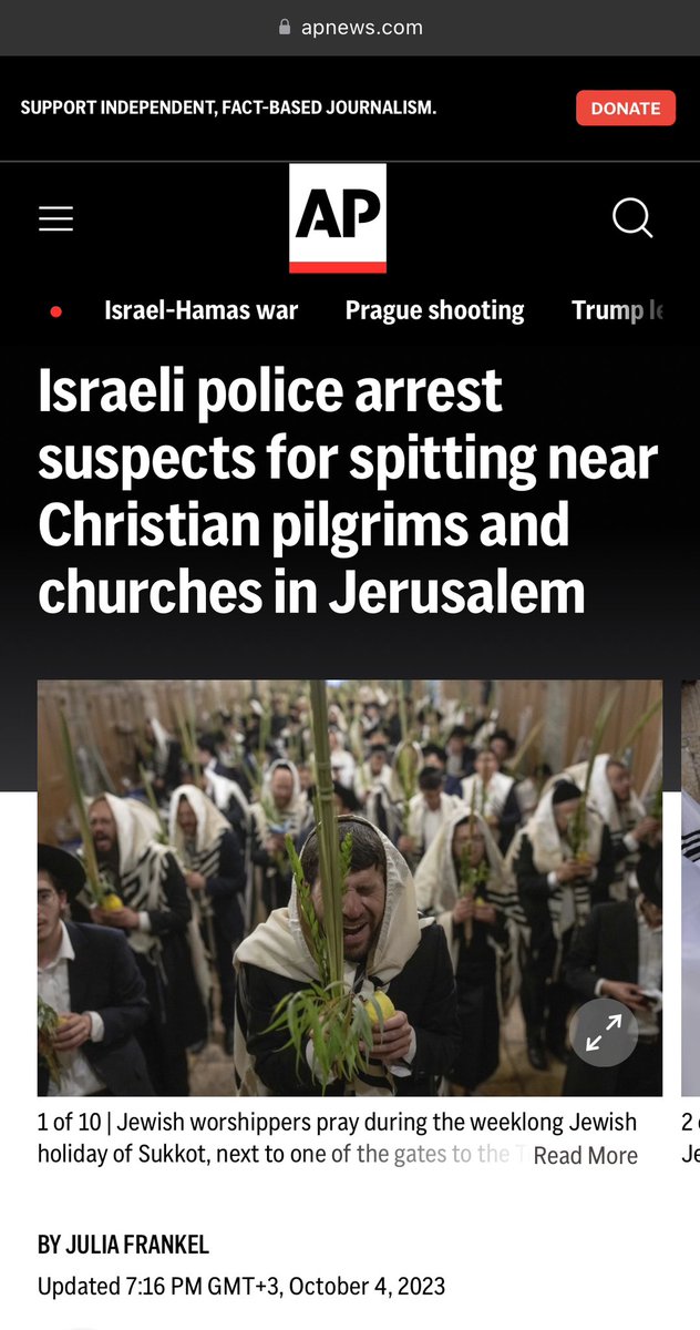 iKhaldoon's tweet image. Why do the Zionists spit on Christians?

#ExposingTheZionism 
#ZionismIsTerrorism 
#SpreadTheKnowledge