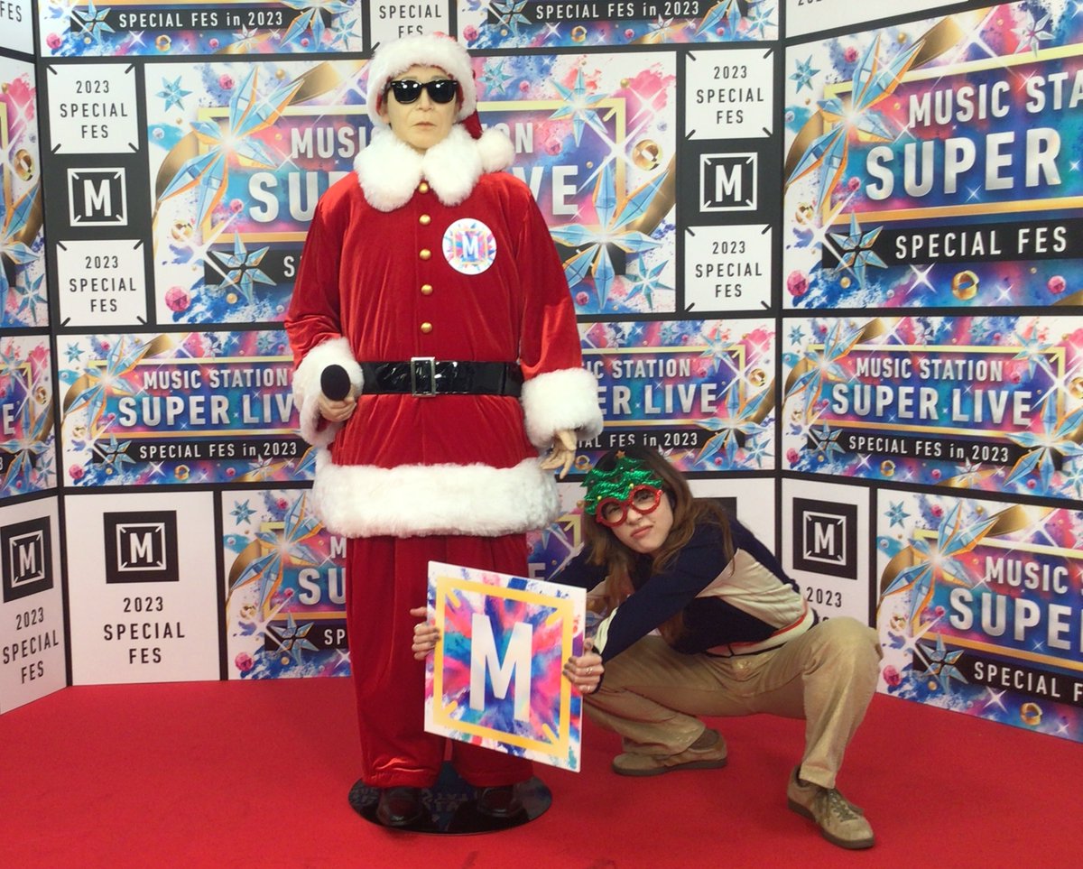 Mst_com's tweet photo. #MステSUPERLIVE
4時間半の生放送！

あいみょんがパフォーマンス後に来てくれました📸
『あのね』いかがでしたか？

#Mステ #あいみょん #あのね https://t.co/9CZI2StlR3