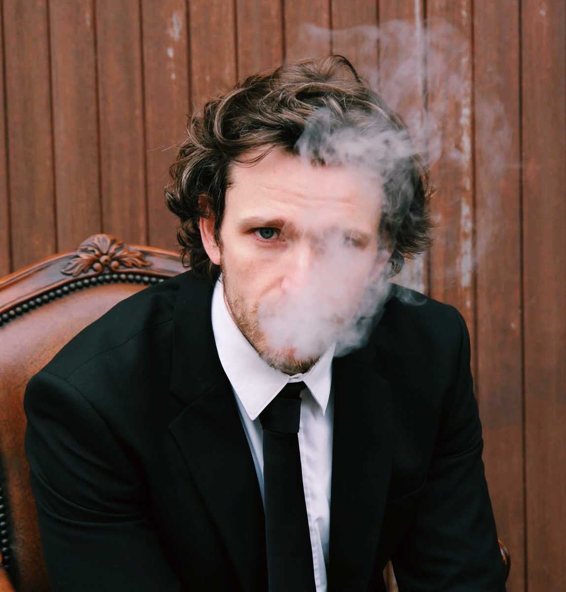 This provocative monologue charts one man’s anguished journey from shattered childhood dreams to the tenuous optimism of adulthood, told in dangerous intimacy by a voice loaded with wry humour and deceptive charm.

30 Jan - 3 Feb
€19 | €17
shorturl.at/eitZ3