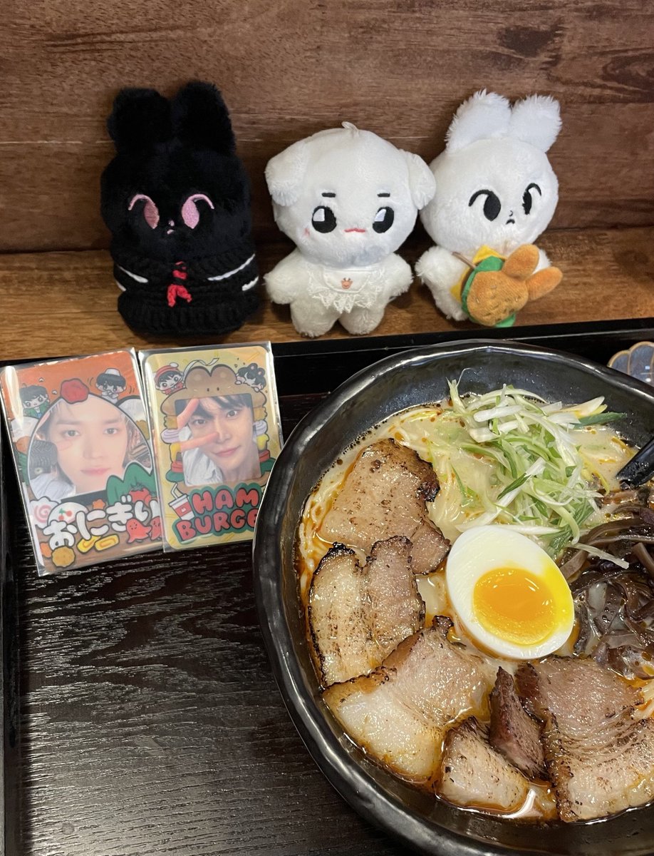 특전 프레임포카 바로 써쥬기 푸하핫