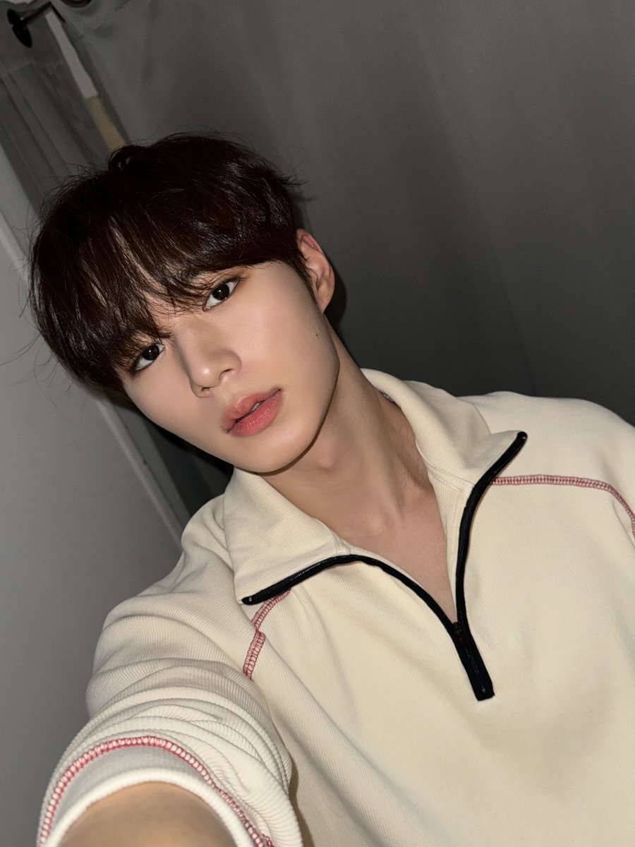 WEi__Member's tweet image. [#준서] 염색했당🤎