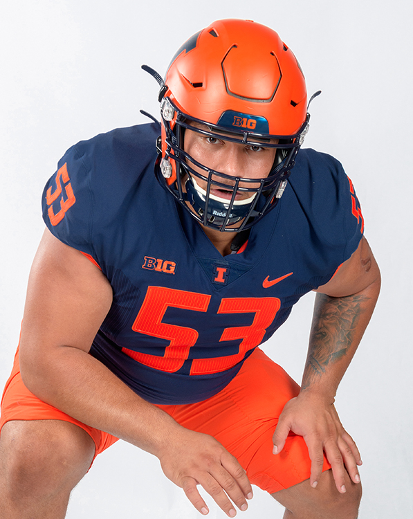 Happy 25th Birthday to former @IlliniFootball star Kendrick Green. @The_fridge53 has played for the NFL's Houston Texans in 2023. @briendunphy @PeoriaFootball