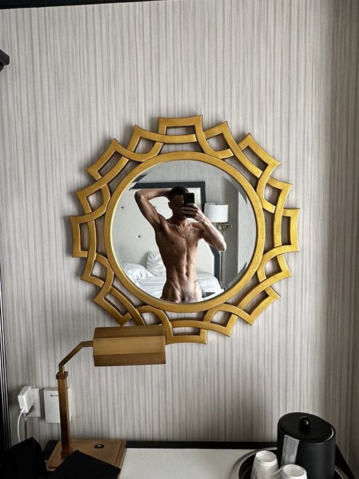 Lost in the sunlit maze... you? ☀️ https://t.co/c14kBkYLVo<a href="/tag/bde"class="tags"><span>#bde</span></a>