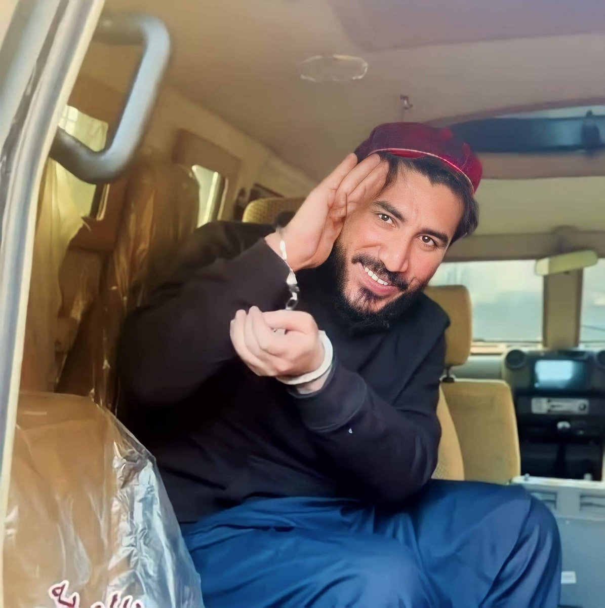Manzoor Pashteen has been kept in jail by the state agencies of Pakistan for 18 days, He is facing a lot of pain, Whatever the state does, we will not back down our Stand. #ReleaseManzoorPashteen