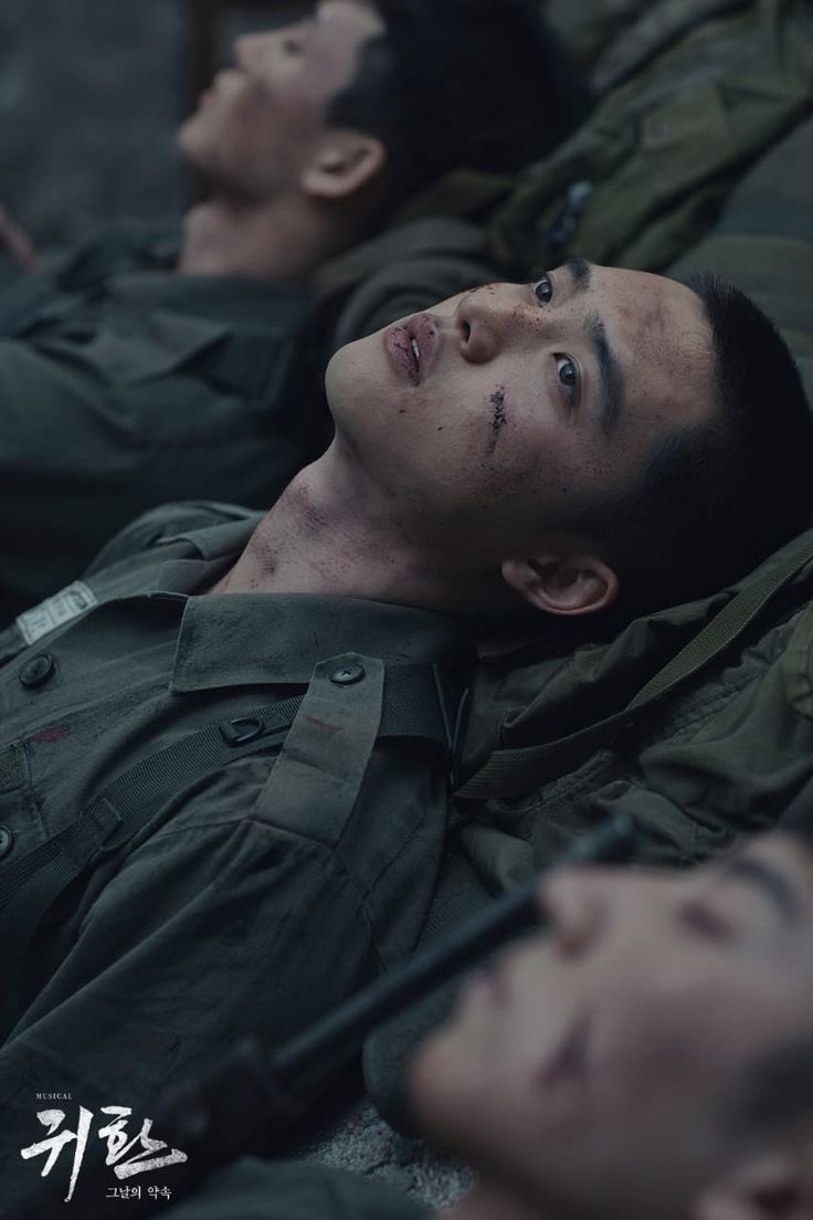 chocomints12's tweet photo. #KYUNGSOO: Wamil dadakan tapi membanggakan!

Thread ini dibuat untuk fans baru Kyungsoo yang mungkin kepo era wamil doi ini kek gimana sih? 

Walaupun dadakan, tapi ngga seburuk itu kok. Justru doi membanggakan banget loh! https://t.co/CzTCH1YUHv