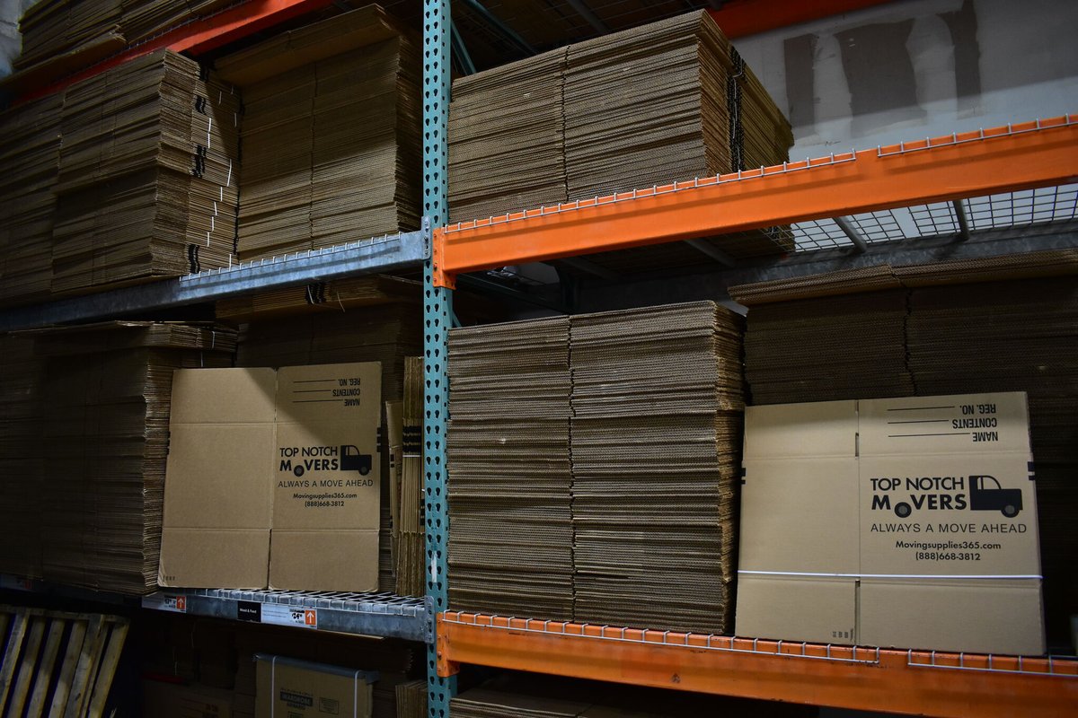 iTopNotchMovers's tweet image. Protect your valuables with Top Notch Movers&apos; packing expertise. Our skilled packers use industry-standard techniques to securely pack fragile and delicate items, providing you with peace of mind during your move. 📦🔒 #ValuableProtection #TopNotchMovers