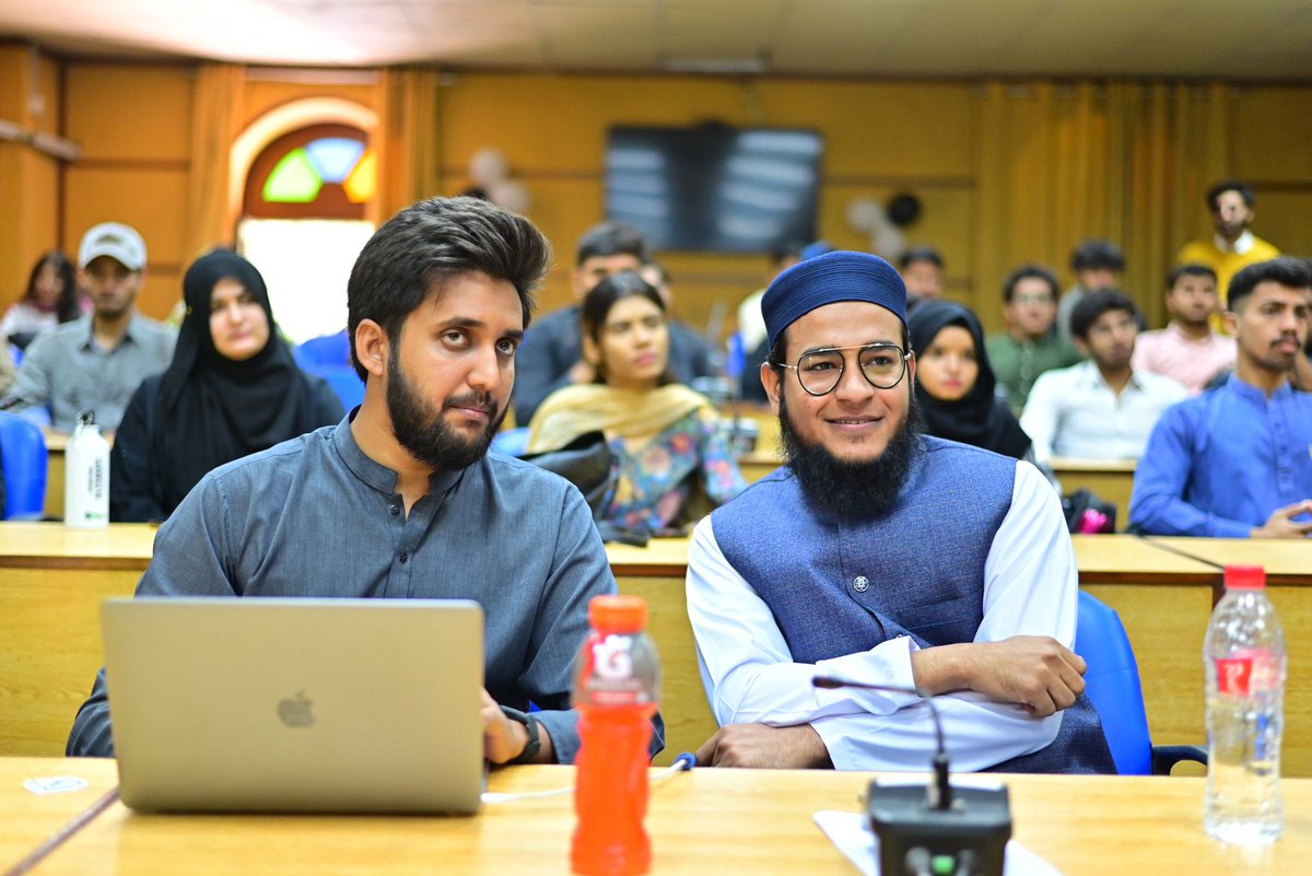 CodeAshing's tweet image. Thrilled to be part of the Notion SMIU Community launch! 🚀 Thanks to Aisha Riaz &amp;amp; Dua Hamza for a fantastic event. Special shoutout to Muhammad Shakir for insights on Notion&apos;s magic. Bonus: attendees scored free Notion Premium &amp;amp; cool stickers! Kudos to the team! 🙌 #NotionLaunch