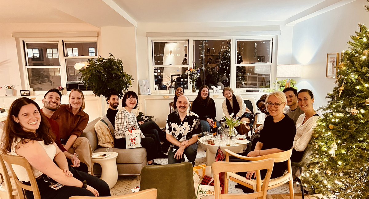 Happy Holidays from Bogoonies. 🐝