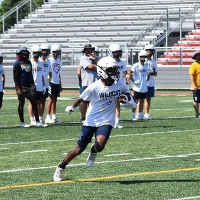 New: Meet @NVHS_Football Neuqua Valley 2026 WR/KR @danrecruit26 Daniel Robinson who is a name on the rise edgytim.rivals.com/news/meet-2026…