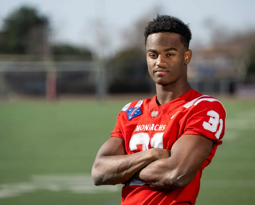 All-County football: Congrats to the O.C. defensive player of the year, junior Nasir Wyatt of Mater Dei, dynamic, fearsome, tone-setter for an amazing defense💯 >ocregister.com/2023/12/21/all… #Defense #playeroftheyear #allcounty @JeilaniDavis @CalHiSports @MaxPreps @ElijahBrown_29