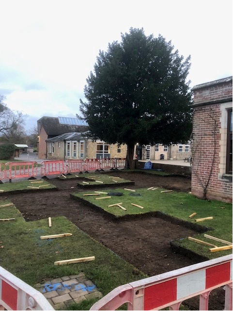 Its been a busy Christmas week in the Grounds &amp; Maintenance Dept. Marking out football pitches, building new sleeper benches and improvements to the landscaping around the school. Merry Christmas to all ! <a href="/ReadingBlues/">ReadingBlues</a>
