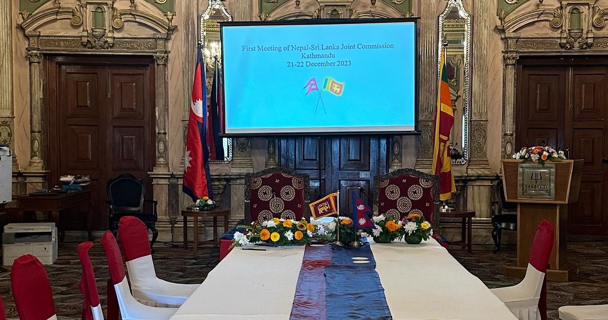 All about yesterday;
First Meeting of Nepal-Sri Lanka Joint Commission co-chaired by Honorable Ministers of the Government of Nepal and Sri Lanka
🇳🇵🇱🇰

#jointcommission #nepalsrilanka #foreignministers #mofa #masterofceremony