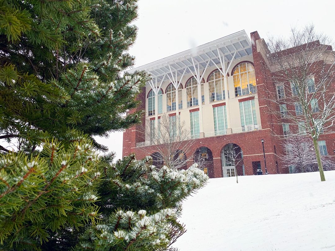 Don't forget Young Library will be closing today at 5 pm and will remain closed through Jan 1! Happy Holidays, and we can't wait to see you soon! ☃️💙 bit.ly/44hUAoC