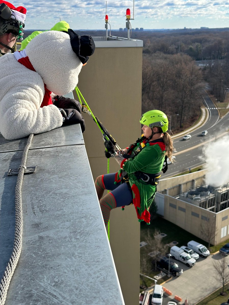 This week, Elsa, Anna, Olaf, Santa, his elves, and reindeer “dropped in” to spread holiday cheer to the kids at Inova Childrens Hospital. Members of #FCFRD @FairfaxCountyPD @PWCFireRescue rappelled ten stories, stopping at windows to say hi to kids and their families.