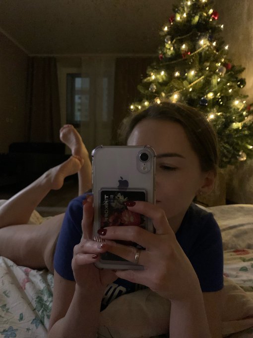 There are 9 days left until the New Year! Have you already bought gifts? (https://t.co/DbHMn70eNW) #нюдсчетверг<a href="/tag/nude"class="tags"><span>#nude</span></a><a href="/tag/%D0%BD%D1%8E"class="tags"><span>#ню</span></a><a href="/tag/nu"class="tags"><span>#nu</span></a><a href="/tag/onlyfans"class="tags"><span>#onlyfans</span></a><a href="/tag/onlyfansmodel"class="tags"><span>#onlyfansmodel</span></a><a href="/tag/onlyfansgirl"class="tags"><span>#onlyfansgirl</span></a>