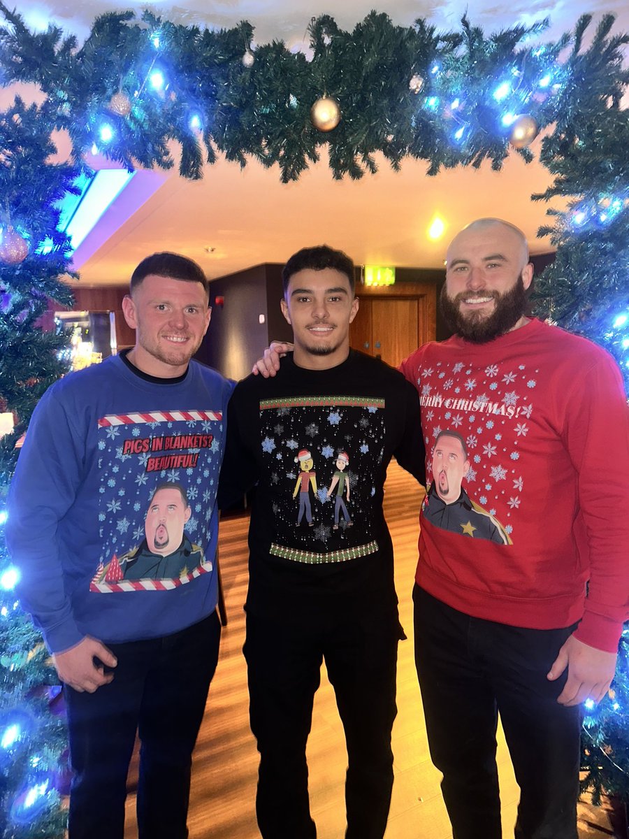 OliverRussell🤟🏻 (@ollyruss6) on Twitter photo Merry Christmas <a href="/Giantsrl/">Huddersfield Giants 🐮🔔</a> fans and a happy new year 👊🏼 <a href="/maxandpaddyline/">Max and Paddy Quotes</a> <a href="/kieranrush6/">Kieran Rush</a> <a href="/JakeBibby/">Jake Bibby</a> Merry Christmas <a href="/Giantsrl/">Huddersfield Giants 🐮🔔</a> fans and a happy new year 👊🏼 <a href="/maxandpaddyline/">Max and Paddy Quotes</a> <a href="/kieranrush6/">Kieran Rush</a> <a href="/JakeBibby/">Jake Bibby</a>