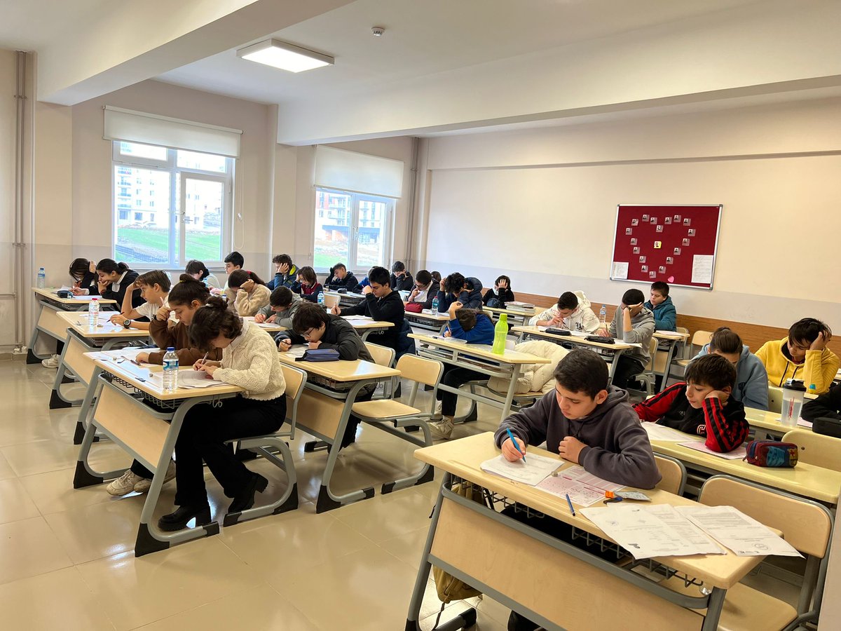 📌📌Projemiz kapsamında düzenlenen 2023 İstanbul Bilim Olimpiyatları yarışmasının 1. Aşaması ilçelerimizde  başarıyla tamamlandı ✅ Emeği geçen öğretmenlerimize teşekkür ederiz.<a href="/tcmeb/">Millî Eğitim Bakanlığı</a> <a href="/Yusuf__Tekin/">Yusuf Tekin</a> <a href="/istanbulilmem/">İstanbul İl Millî Eğitim Müdürlüğü</a> <a href="/MucahitYentur/">Murat Mücahit Yentür</a> <a href="/ist_arge/">İSTANBUL MEM AR-GE</a>